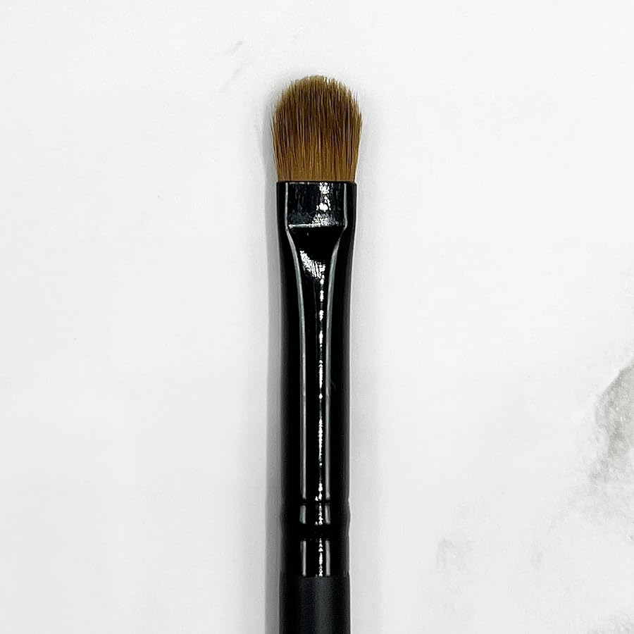 №11 SMALL EYESHADOW BRUSH