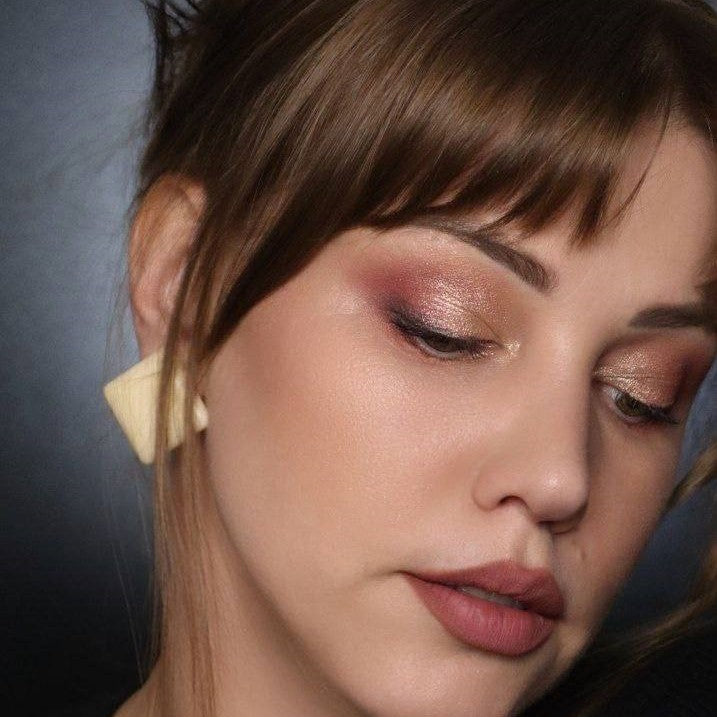 EYESHADOW PALETTE (24 COLORS)
